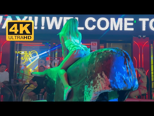 😍 Girl On a Bull | Bull Riding 4K | Girls On a Bull in Benidorm