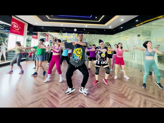 Senorita - Wisin ft Young Miko Zumba