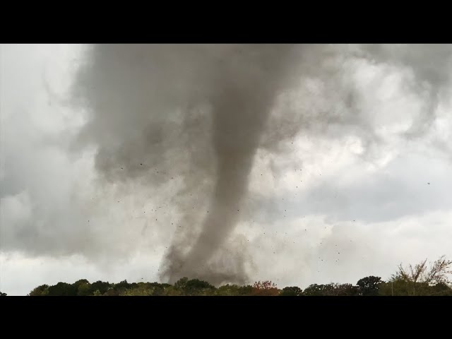 Close-Range Tornado near Sulphur Springs, TX - November 4, 2022