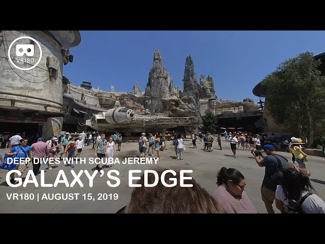 Walking through Star Wars: Galaxy's Edge at Disneyland - VR180