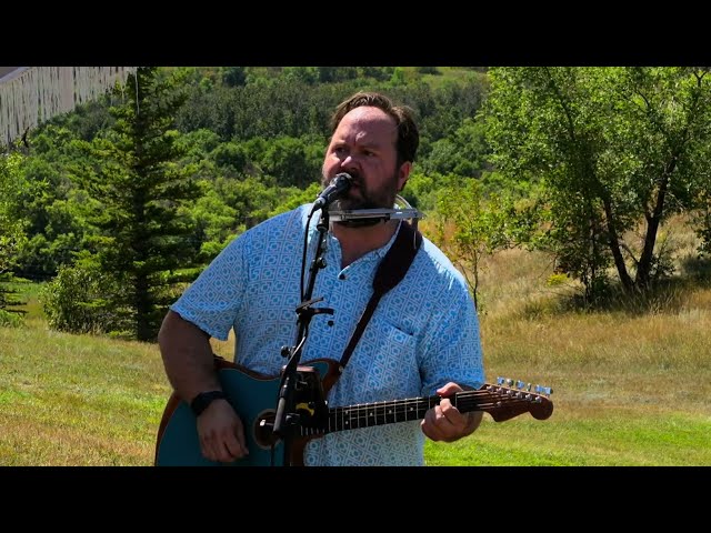 Ryan Hicks- Harvest Moon (Neil Young cover) live from Over The Hill