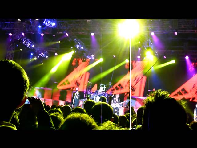 Scorpions - Raisen on rock + Tease Me, Please Me [HD] -Ostrava 3.6.2011 - Rock Na Bazalech