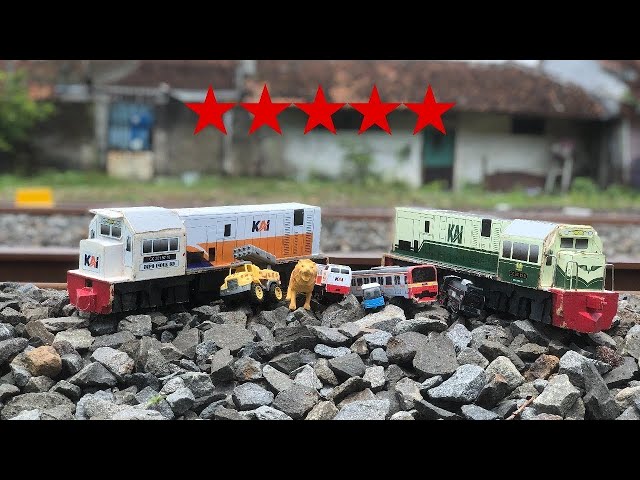 🔥 MENEMUKAN MAINAN SERU DI SEKITAR REL KERETA API! TRUK, PESAWAT, DAN KERETA API EKSEKUTIF! 🚂✈️🚛