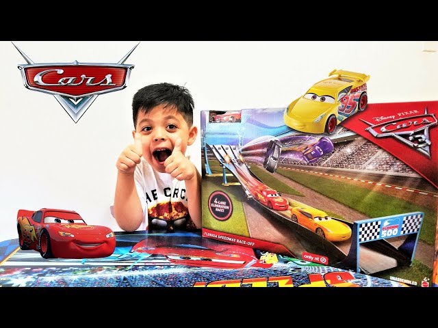 Disney Pixar Cars 3 Movie Toys Race Track Florida Speedway Race Off  Play Set