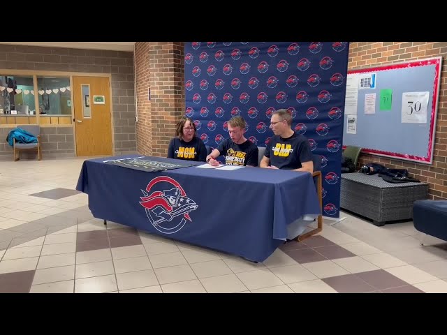 Douglas' Samuel Biberdorf signs to run for Clarke University