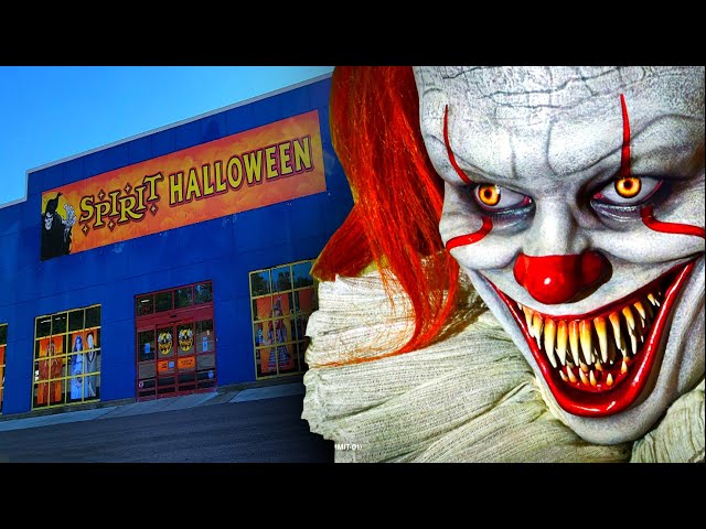 SPIRIT HALLOWEEN 2021 - EVERYTHING PENNYWISE !! in the ABANDONED TOYS R US CANTON OHIO