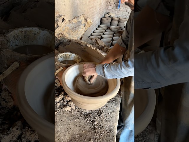 The Making of Clay Pot so Amazing 😱 #shorts #ytshorts #skills