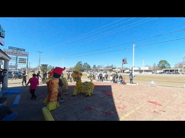 Southern Lotus Lion Dance   Viet Gardan Feb 5 2022 sbs 180