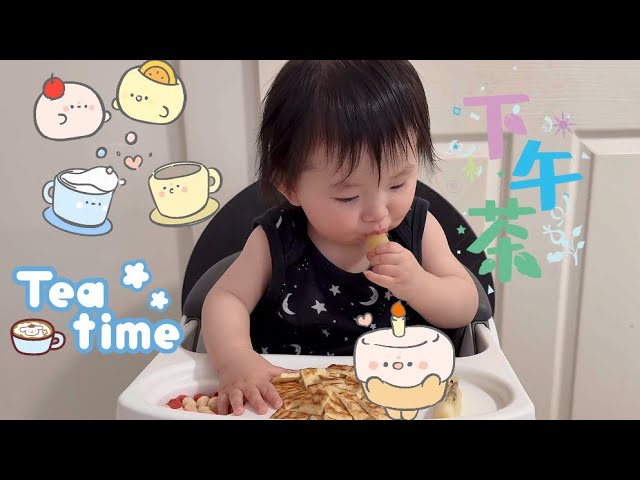 Baby Valerie’s breakfast time #babyvalerie #hungrybaby 10m+ baby eating moment she loves kiwi fruits