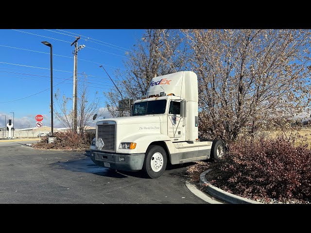 Freightliner FLD