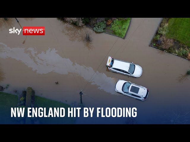 Flooding: 'Major incident' declared in Greater Manchester