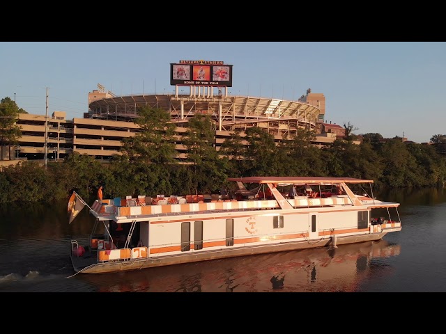 Tennessee Traditions: The Vol Navy