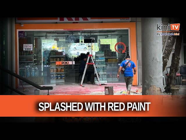 KK Mart outlet in UM vandalised with red paint