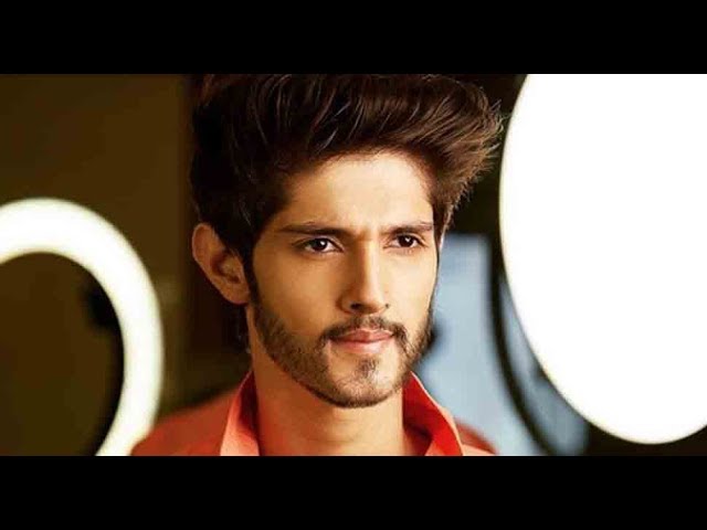 Ex-Bigg Boss contestant Rohan Mehra blasts airline for misbehaviour, abusing female co-passenger