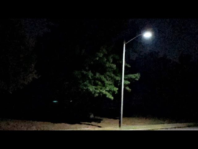 I walk alone at night (original)