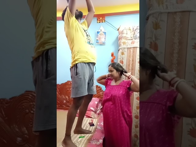 Best prank husband vs wife🤣🤣😜🤣#funny #comedy #prank #couplegoals #viral #yt_shorts #sk family vlogs😜