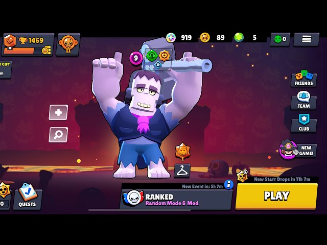 Playing brawl stars cuz it’s famous