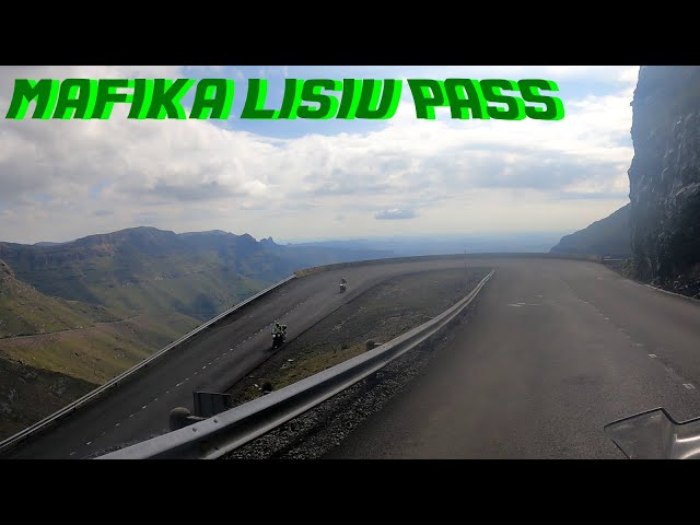 [339] Mafika Lisiu Pass, on the A25, Leribe, Lesotho (2023-04-18)