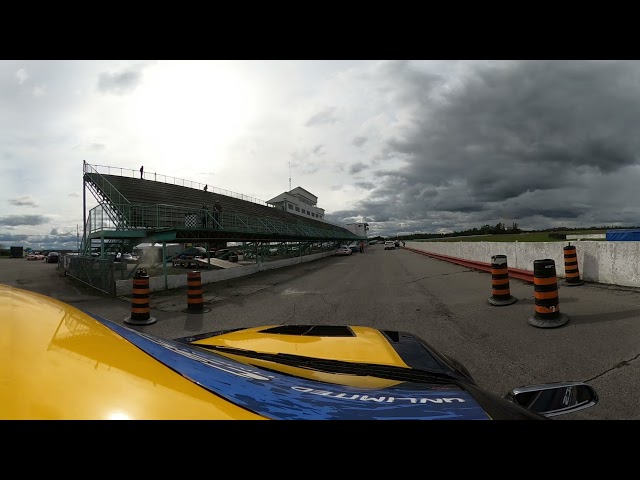 Blue/Yellow Audi B5 RS4 racecar - 2021.10.17 Touge.ca Shannonville Full Track event - 360 - GS010095