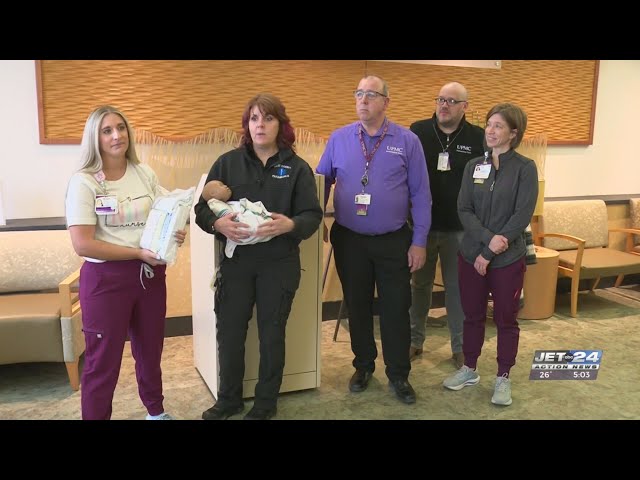 Erie ambulance crews gifted thermo kits for newborn babies