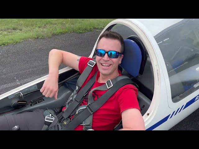 Jan's First Glider Solo