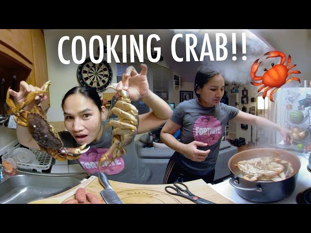 COOKING CRAB!! (360° VR)