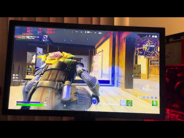 Fortnite: Xeon E3-1240 V6 4.10GHZ, 16GB DDR4 2666mhz, AMD R7 250 2GB, Sata SSD