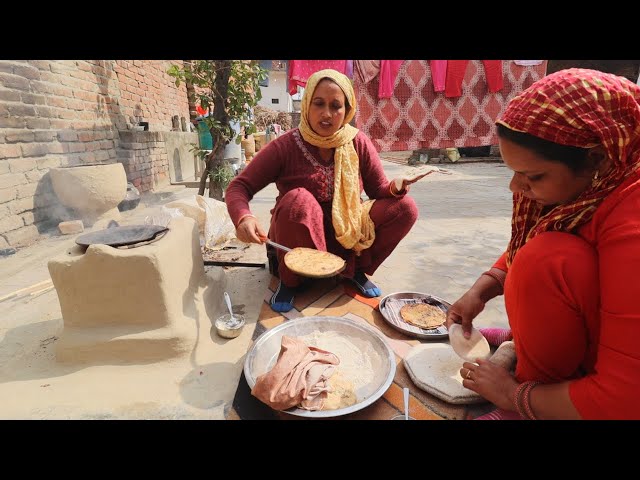 Lunch Time Cooking In Village|| Routine Life Of Indian Village || village food | Mooli Ka Paratha