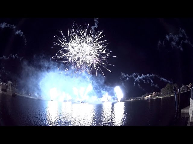 02.20.2015 IllumiNations:Reflections of Earth (3D Vision for 360 Vodeo)