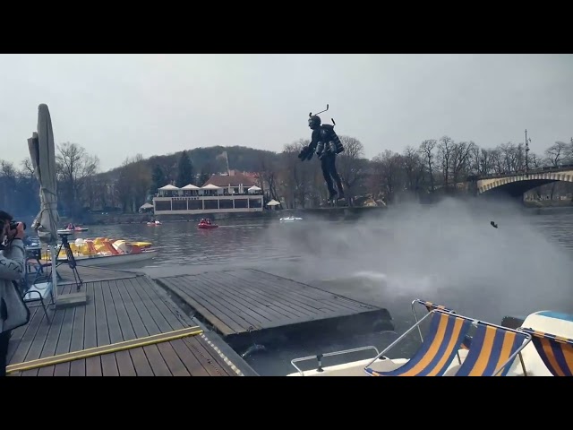 Real Jetpack Test Prague 3.4. 2019 (Richard Browning)