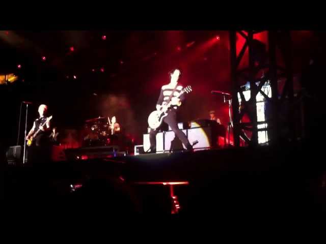 Green Day (Live-Serbia 27.05.2013)