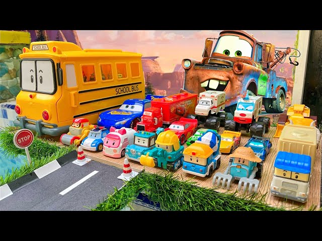 Clean up muddy minicars & disney car convoys! Play in the garden