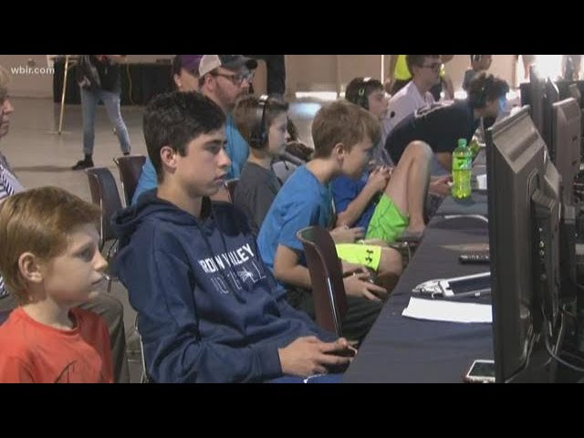 East TN kids compete in Fortnite tournament