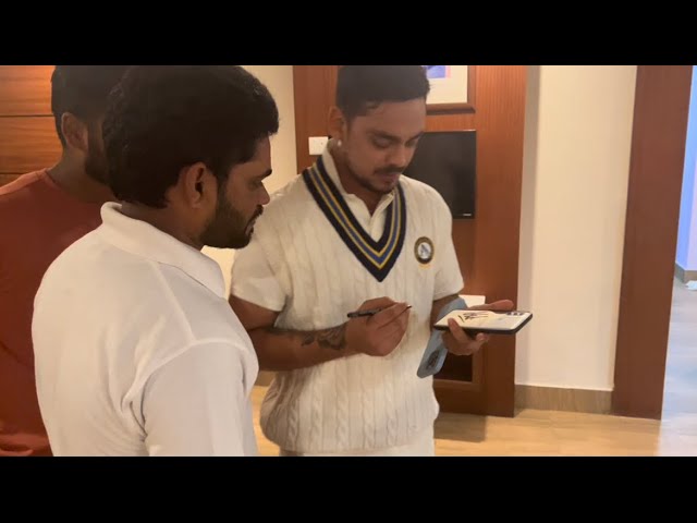 How a Dhoni fan stumped Ishan Kishan?