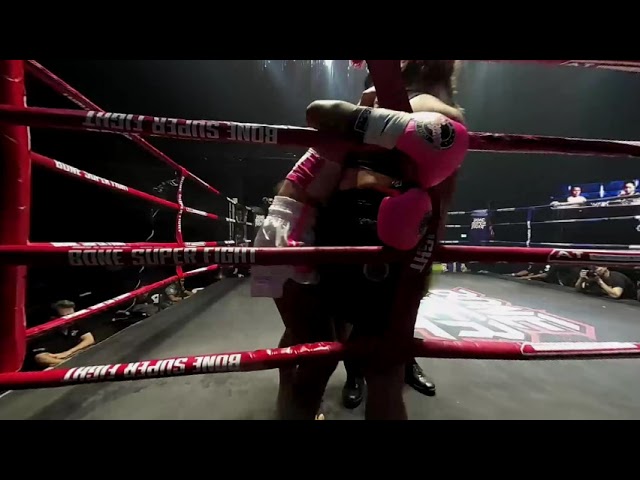 All Female Muay Thai Third Round Fight One 3D 180