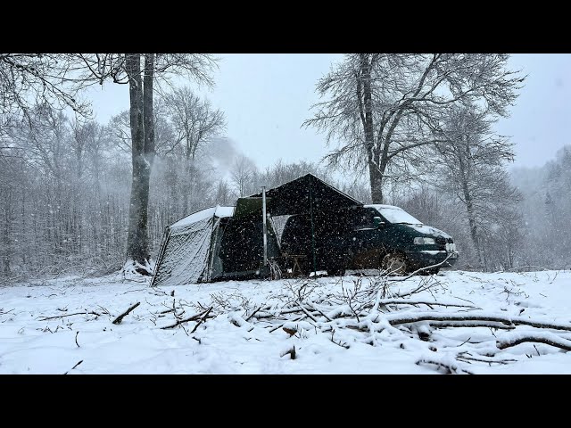 two days solo winter camp in a snowstorm.