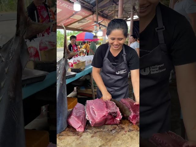 Maghihiwa ako ng 23kgs yellowfin tuna | Buhay tindera