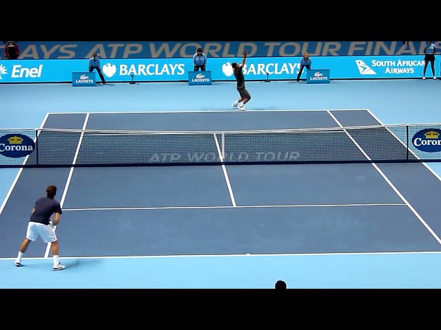 Roger Federer: great point in Slow Motion vs Nadal (Court Level ATP Match)