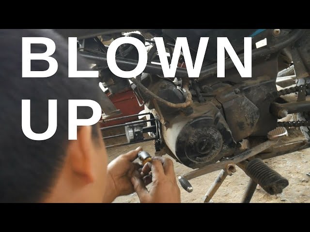 Motorcycling Vietnam || Breaking Down