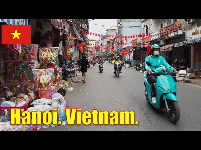 Bạch Đằng. Hanoi. Vietnam. Walking. 4k