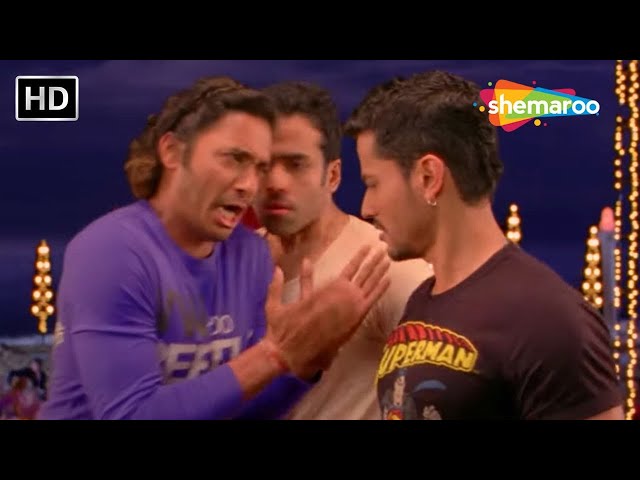 Golmaal 3 Comedy GOLD! Shreyas Talpade vs Kunal Khemmu