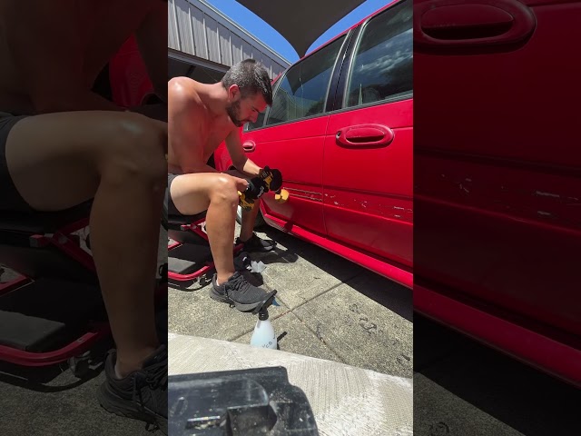 EL XR6 Adhesive Removal