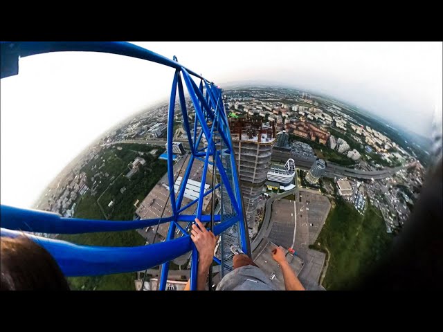 Climbing crane in 360°. Get your adrenaline pumping