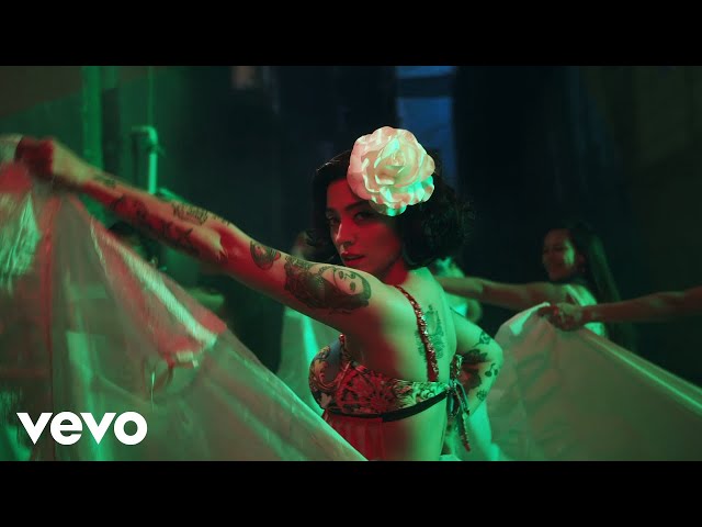 Mon Laferte, Guaynaa - Plata Ta Tá