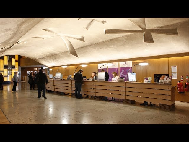 Immersive Tour: The Main Hall at the Scottish Parliament (English)