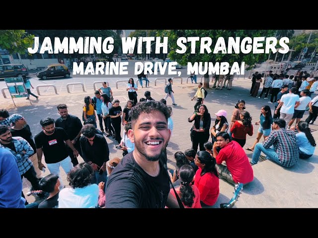 Jamming with Strangers at Marine Drive, Mumbai | My First Ever Street Performance | Vlog 3