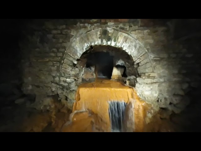 Hot spring overflow at the Roman baths in Bath VR180