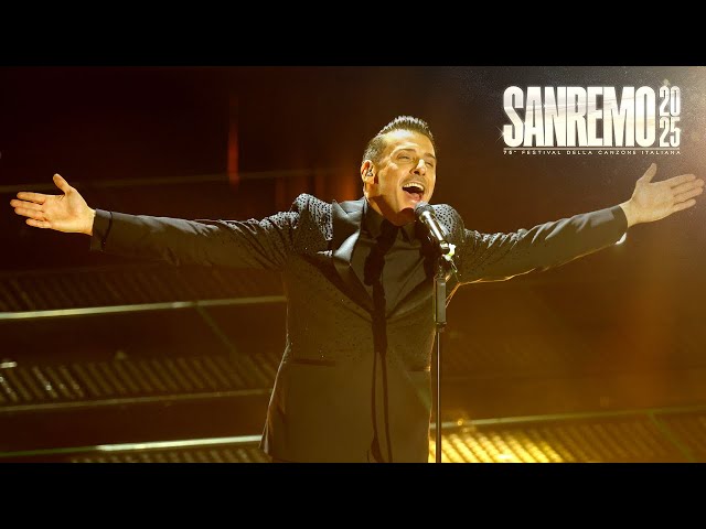 Sanremo 2025 - Francesco Gabbani canta "Viva la vita"