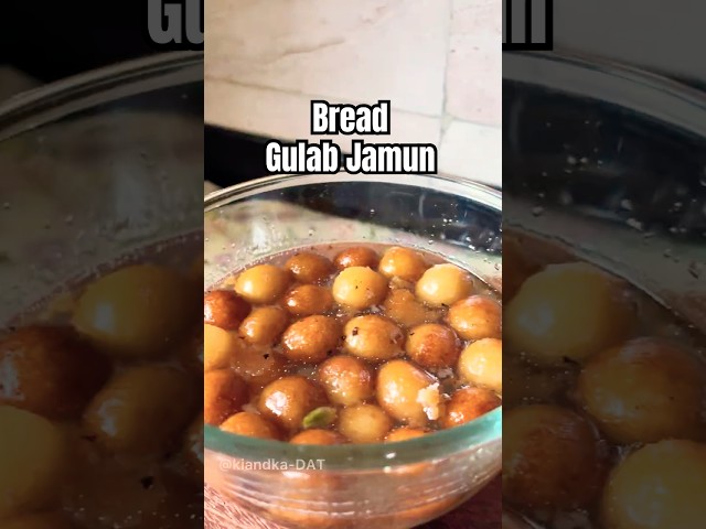 Celebrity MasterChef Kavita makes her first #Viral Bread Gulab Jamun #dessert #indianrecipes #short