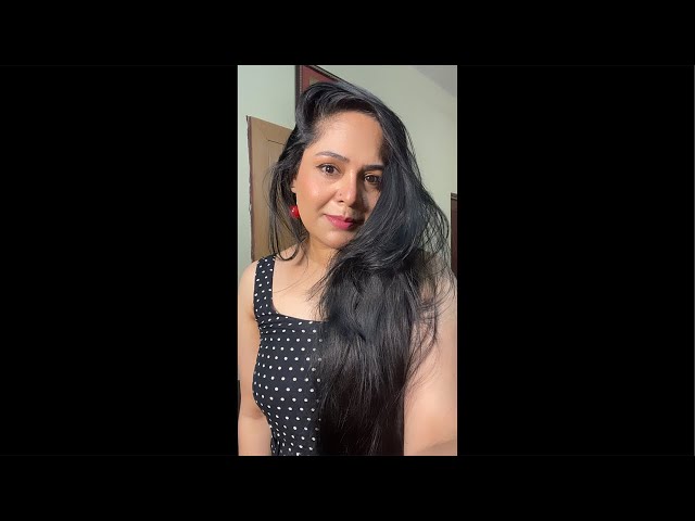 Angelica Avni is live (hair oiling)